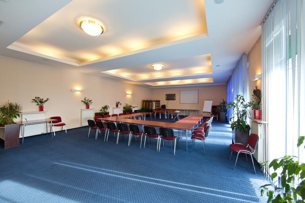 Hotel Kameralny Kielce Extérieur photo